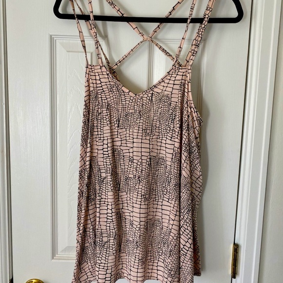 Stylestalker Tops - Stylestalker strappy tank, exposed-back, angle hem